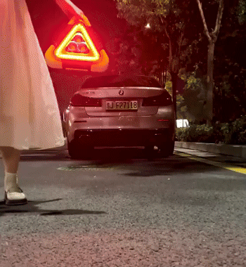 🔥Luce di Emergenza Triangolare Solare 🔥