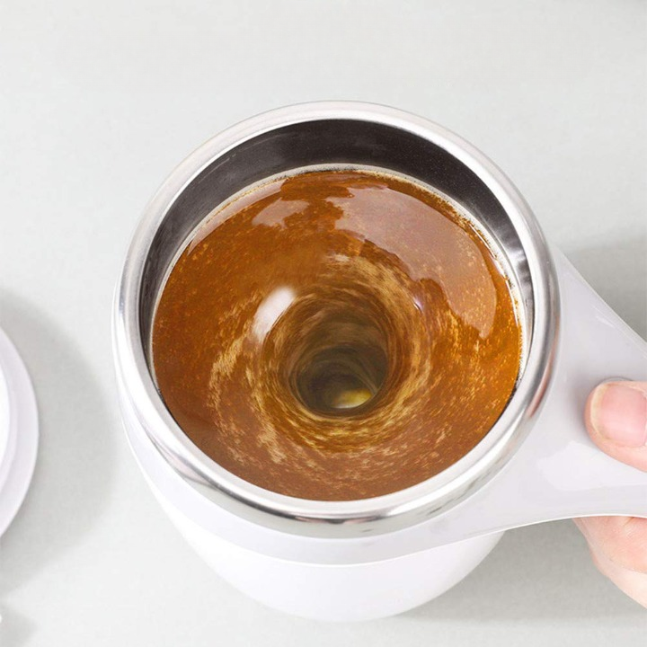 Tazza autoagitante