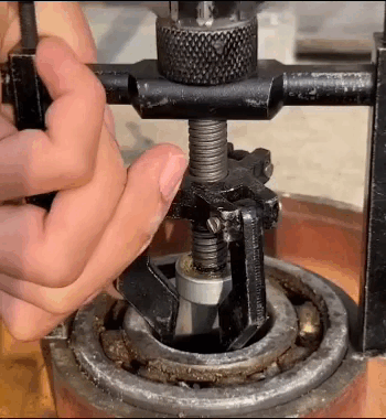 Separatore per cuscinetti a 3 griffe