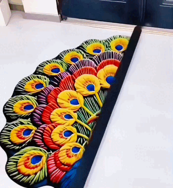 Tappetino multicolore con pavone 3D