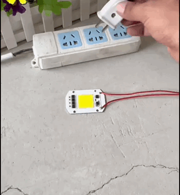 Chip LED COB integrato intelligente