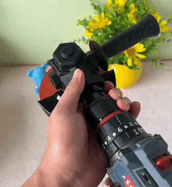 Adattatore per trapano a smerigliatrice angolare