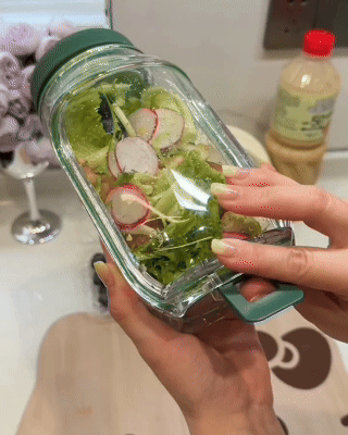 Contenitore per insalata con scomparti separati 🥗