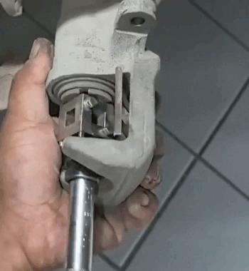 Strumento per Pistoni dei Freni a Disco