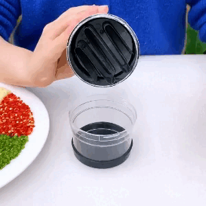 Tritatutto manuale per verdure