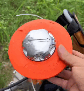 Testina tagliaerba a filo