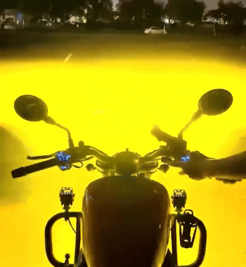 Faro LED potente per moto