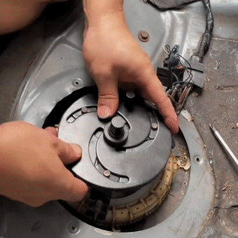 Chiave per tappo del serbatoio carburante dell'auto