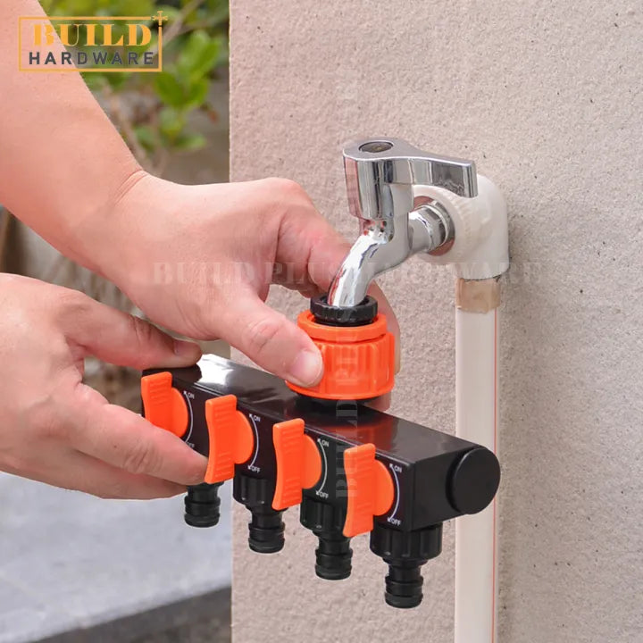 Raccordo per tubo da giardino a 4 vie