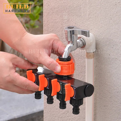 Raccordo per tubo da giardino a 4 vie