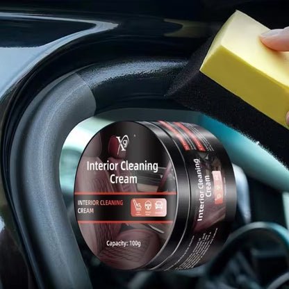 Crema detergente per interni auto