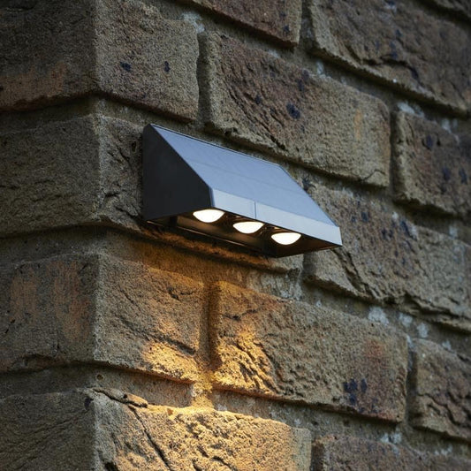 Luce solare a LED da parete