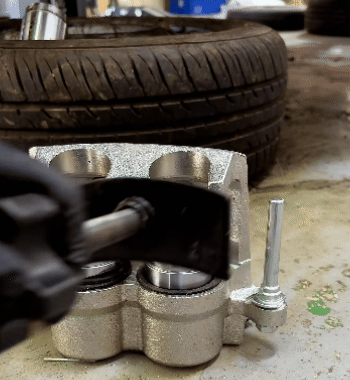 Attrezzo Compressore Pistone Pinza Freno