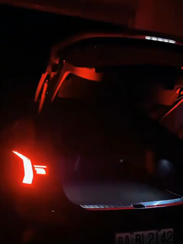 Striscia Luminosa per Baule Auto