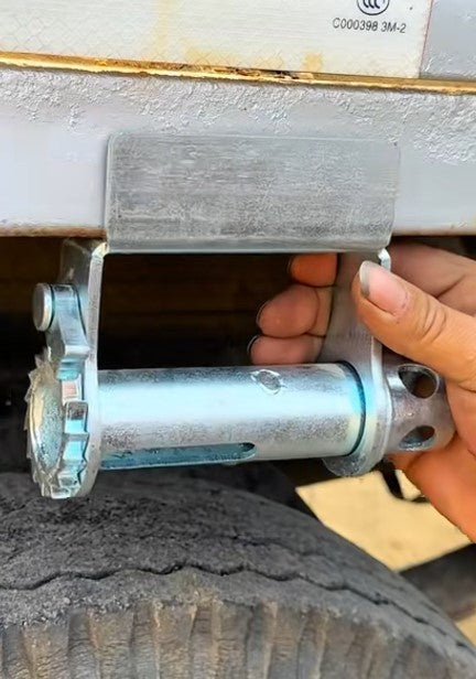 Tenditore per funi di camion