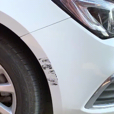 Cera per la riparazione dei graffi dell'auto