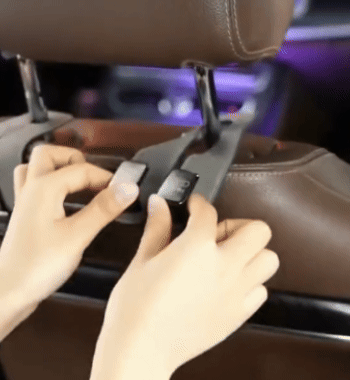Gancio Appendiabiti Universale in Alcantara per Sedile Auto di Lusso
