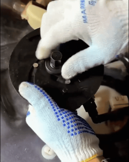 🔧Chiave a 3 ganasce per tappo carburante