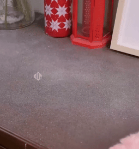 Spolveratore per polvere ad assorbimento elettrostatico