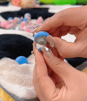 Clip per tenere fermo il copripiumino