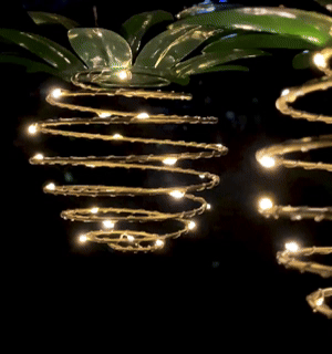 Luci solari a forma di ananas