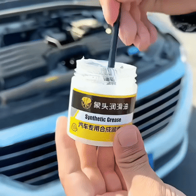 Grasso lubrificante per auto