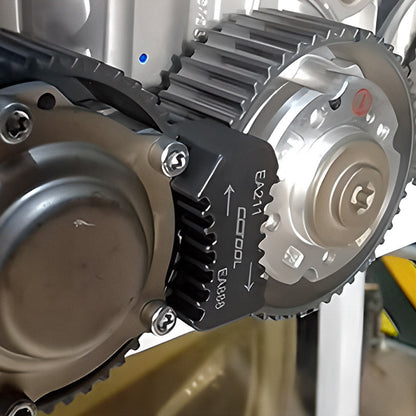 Bloccaggio dell'ingranaggio di fasatura dell'albero a camme